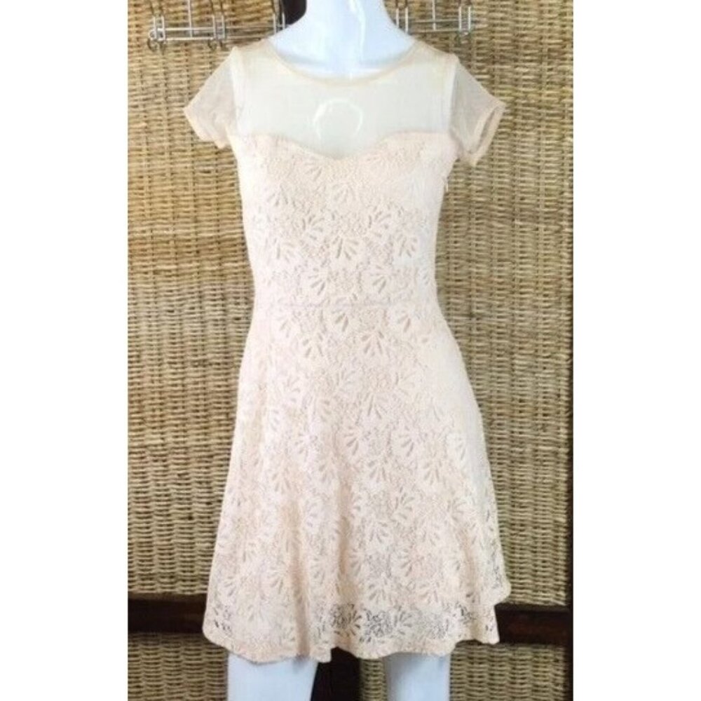 Kirra Dress Peach Lace & Mesh Short Party Dress Low Back XS - Picture 1 of 6